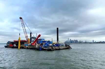 cable lay barge marmac 306 - first US Flagged